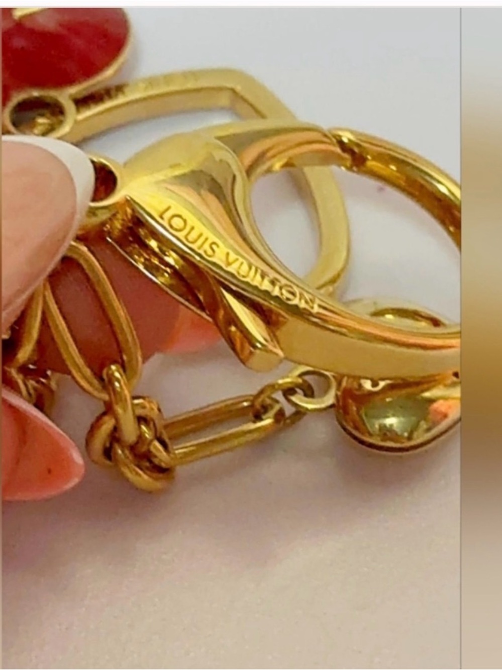 Louis Vuitton Gold and Red Heart Charm Key Holder - Picture 3 of 13